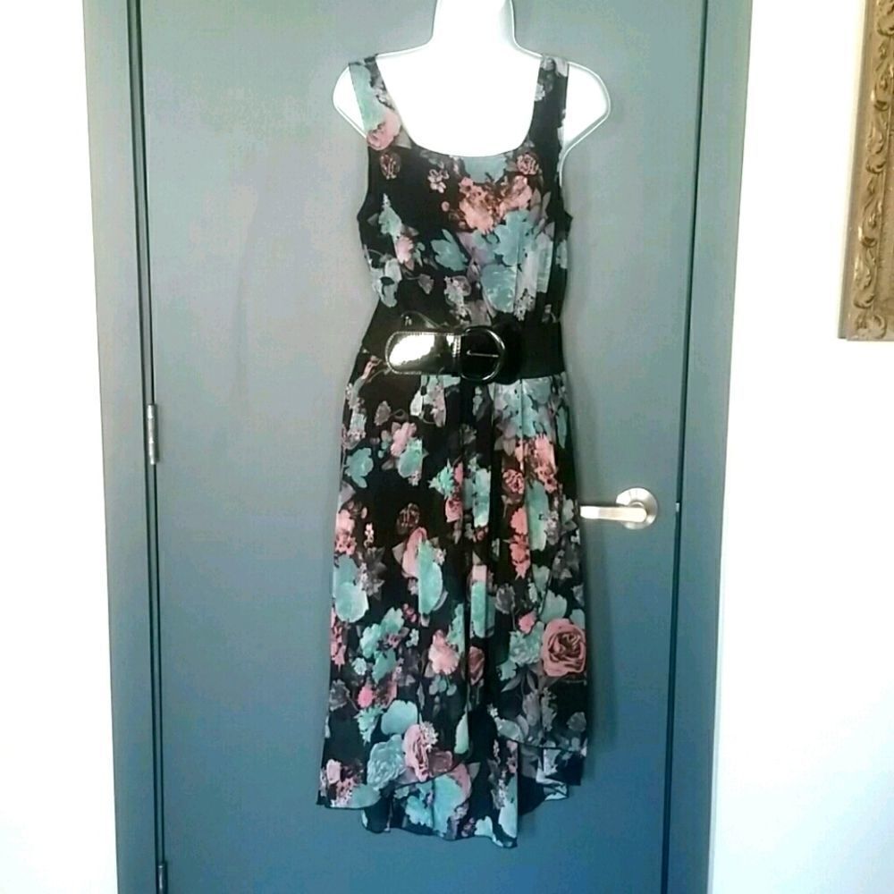 STREETWEAR SOCIETY FLORAL DRESS 